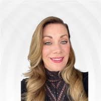 Sarah Mcnamee's Instagram, Twitter & Facebook