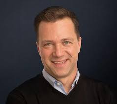 10 Sift Executives & Org Chart