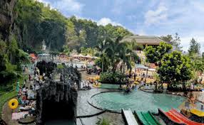 Anak sma vs artis indonesia. Review Kolam Renang Pesona Nirwana Waterpark Bandung Jejakusaja