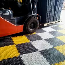 Garage Flooring Pvc Vinyl Floor Tiles Checker Plate Diamond Top 50cm Black Duramat Uk Pvc Vinyl Flooring Garage Floor Flooring