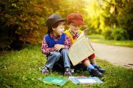 Apalagi jika anak anda masih berstatus sebagai pelajar di suatu sekolah maka, meja belajar bisa jadi merupakan salah satu furniture yang wajib ada didalam. Inilah 7 Tips Belajar Efektif Yang Wajib Dicoba Semua Halaman Bobo