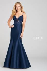 Choose dresses that have a fitted band or belt at your natural waist to achieve the most balanced curves. Mermaid Prom Dresses And Gowns