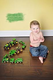 Birthday 2 Year Old Boy Photoshoot Ideas 25 Unique Baby Boy Photoshoot Ideas For Your Little Ones 2nd Birthday Photos Birthday Photoshoot Birthday Photos