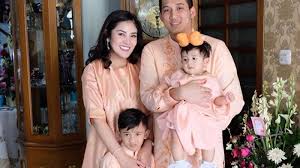 Belajar dari kasus suami nindy, ini 6 cara membantu pasangan lepas dari obat terlarang 6 fakta pernikahan nindy ayunda 1. Sindir Nindya Ayunda Nikahi Askara Parasady Meski Kdrt Dari Pacaran Deddy Corbuzier Salah Anda Tribun Batam