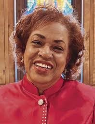 Pamela Holder's Instagram, Twitter & Facebook