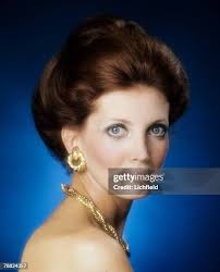 124 Models Gayle Stock Photos, High-Res Pictures, and Images