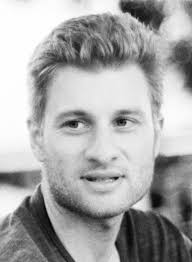 Designing hybrid algorithms for neutral-atom quantum hardware using  Bayesian optimization