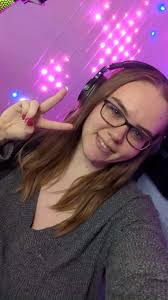 Does anybody collect samples anymore? Or is everyone's ships fully upgrade  because everybody I play with players are just leaving samples behind. And  these aren't players who are capped out. I'm talking