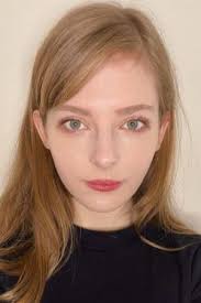 Resultados para "Ella"