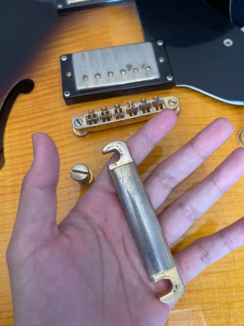 How to clean this hardware? : r/Guitar