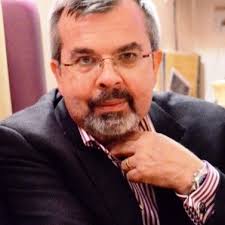 To develop behaviors that are truly inclusive, leaders must start by  understanding the psychological mechanisms that are holding them back.