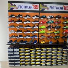 Kisah ini adalah berdasarkan perkongsian di slot inspirasiku di radio ikim.fm bersama tuan haji ali hassan, pengasas & pengerusi al ikhsan sports sdn bhd. Mari Shopping Harga Yang Tak Masuk Akal Al Ikhsan Sports Facebook