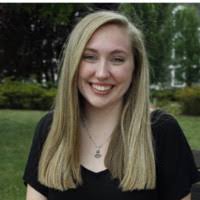 Jane Parisi's Instagram, Twitter & Facebook