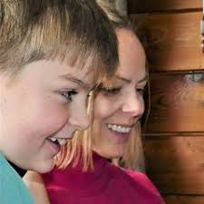 Are there any blood relations of Li Thi Loan, a victim of the C-5A Galaxy  BABYLIFT Crash?