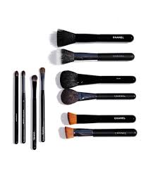 Chanel Makeup Brushes Old Vs New Version The Beauty Look Book Chanel Makeup Makeup Brushes Makeup