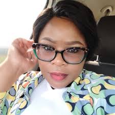 What causes cabbage leaves to turn and how to rectify it?