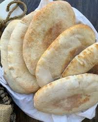 For this clean eating homemade pitta bread i used allison wholemeal flour. Meliz Cooks Kibris Pidesi Cypriot Pitta Bread Pitta Bread Easy Food To Make Pitta Bread Recipe