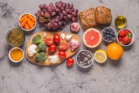 Consumare questi alimenti in grandi quantità ostacola la comparsa della gran parte dei tumori: Il Tumore Del Colon Retto Si Previene A Partire Dalla Tavola Fondazione Umberto Veronesi