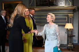 Queen Máxima of Netherlands wows in lime green welcoming Trump, world  leaders to NATO summit