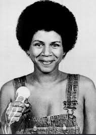 Who's y'all top 4 R&B singers? : r/rnb