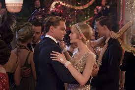A midwesterner becomes fascinated with his nouveau riche neighbor, who obsesses over his lost love. Il Grande Gatsby Le Location Dove E Stato Girato Il Film