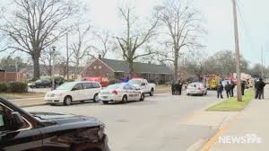 Jan 11, 2021 · jan. Ems Radio Recordings Describe Moments After Derrick Roper Was Found In His Apartment At Allen Benedict Wwltv Com