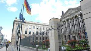 Its second seat is located in the. Bundesrat Anschrift Kontakt Anfahrt