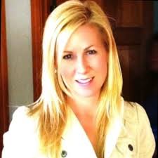 Tammi Hayes's Instagram, Twitter & Facebook