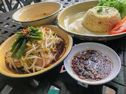 Jangan lupa, cicipi rasa kuahnya. H On Twitter What S Is In Your Mind Nasi Ayam Tauge Tauge Ayam Nasi Daging Rebus Air Asam Kway Teow Kicap Please Rt If You Like To Eat Gopengtaugeayam Makanansedap Rt