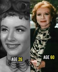 Do you remember Amanda Blake from Gunsmoke? It's hard to forget saloon  owner Miss Kitty Russell!! 😍