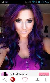 Black And Dark Purple Hair Half And Half If I Dye My Hair Purple I Also Want It Jet Black But Their Are So Many Ways That Could Happen Half Top Half Bottom Hair Styles Purple Hair Long
