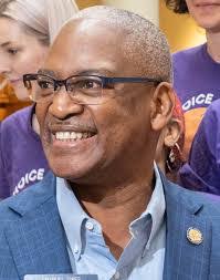 Emmanuel Jones's Instagram, Twitter & Facebook