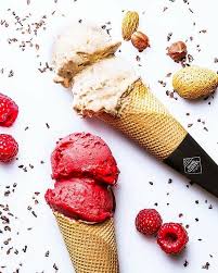Lamour Du Chocolat Oui Mais Celui Du Fruit Aussi Notre Nouveau Sorbet Framboise Va Vous Faire Rougir De Plaisir Une Gourmandis Ice Cream Desserts Cream