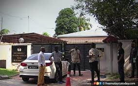 All application for social visa must be made in person and attached with the following documents: Nigerians Vent Anger At Embassy After Student Dies In Immigration Custody Free Malaysia Today Fmt