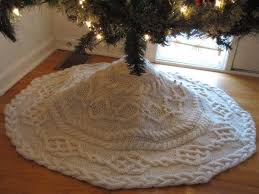 First work squares as follows:square: Cable Tree Skirt Knitting Pattern 2 Sizes Etsy In 2021 Knit Skirt Pattern Tree Skirt Pattern Christmas Tree Skirts Patterns