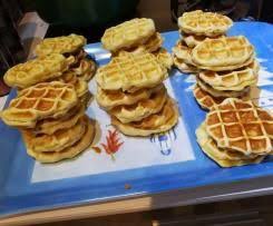 Gaufres Croustillantes A La Levure De Boulanger Recette Recette De Gauffre Gaufres Alimentation