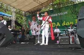 Kumpulan lagu rhoma irama terlengkap full album. Rhoma Irama Persembahkan Kehilangan Untuk Tenaga Medis Yang Wafat Akibat Corona