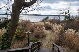 Only 2 listings are available in port washington north. Sands Point N Y A Fairy Tale Village For Those Who Can Afford It The New York Times