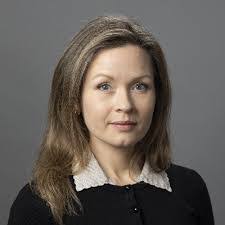 Clare Kane's Instagram, Twitter & Facebook