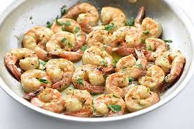 La Recette Super Facile Des Crevettes A L Ail Prete En 5 Min Recette Recettes De Cuisine Crevettes A L Ail Recette