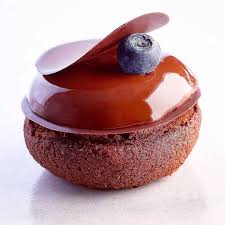 Pastry Academy Of Elite On Instagram Recipe Of The Chocolate Chouchou Pate A Choux Chocolate Cre Gateau Avec Photo Decoration Chocolat Chocolat