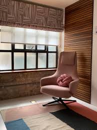 With the need for your bay window blinds to be both practical and stylish, our advisor will go through the possibilities during your design consultation. Khzapyqjiwpa6m