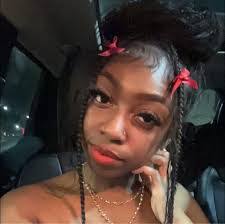 Keyona Moore's Instagram, Twitter & Facebook