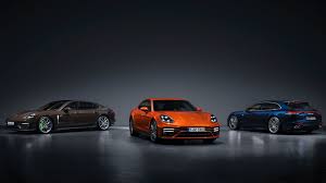 De porsche panamera is een must voor autoliefhebbers die graag in de watten worden gelegd. Porsche Panamera Neue Sportlimousine Mit Bis Zu 630 Ps Auto Und Technik Gq
