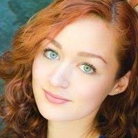 Samantha Cunha's Instagram, Twitter & Facebook