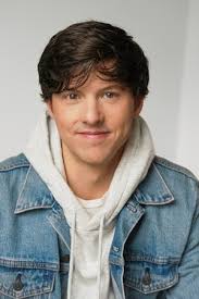 Alexandre Lagueux : Comédien