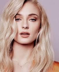 Sophie Turner Sophia Turner Maisie Williams Sophie Turner Sophie Turner