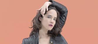 Es una definición grande, y de músico. Amarte Duele La Reaccion De Ximena Sarinana Cuando Le Preguntaron Por Que Dejo Morir A Renata Actualidad Los40 Mexico
