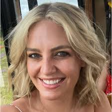 Carrie Kincaid's Instagram, Twitter & Facebook