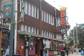 Walk over to bb king's blues club and see the history on the walls as you listen to memphis blues. B B King S Blues Club Is One Of The Best Places To Party In Memphis